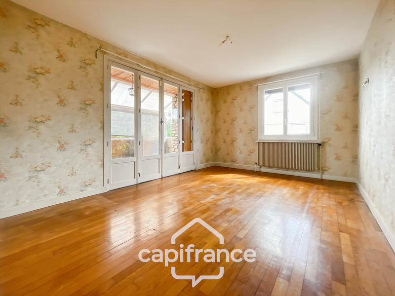 Maison - 95 m² - 5 pièces