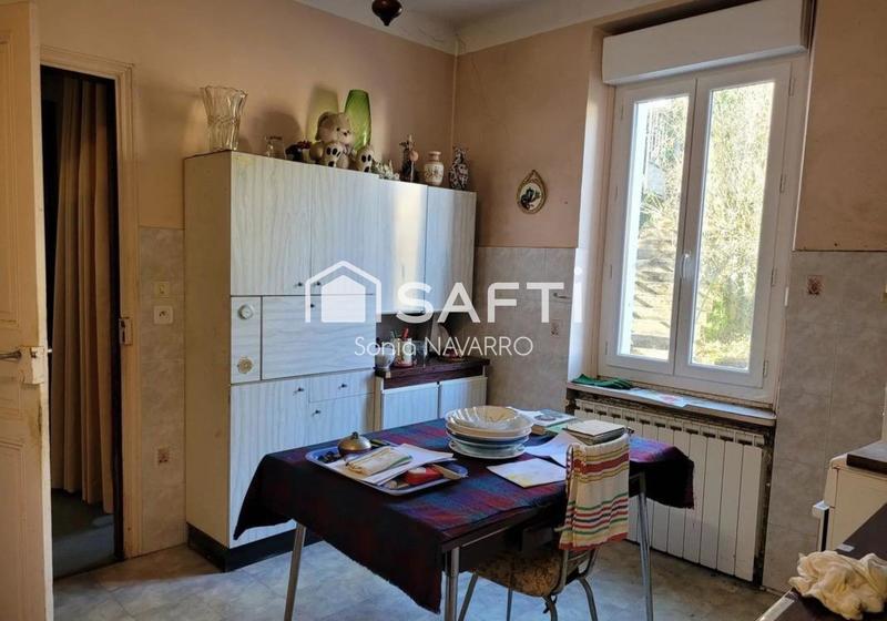 Maison - 96 m² - 5 pièces