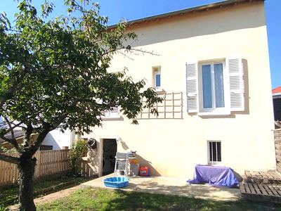 Maison - 152 m² - 6 pièces