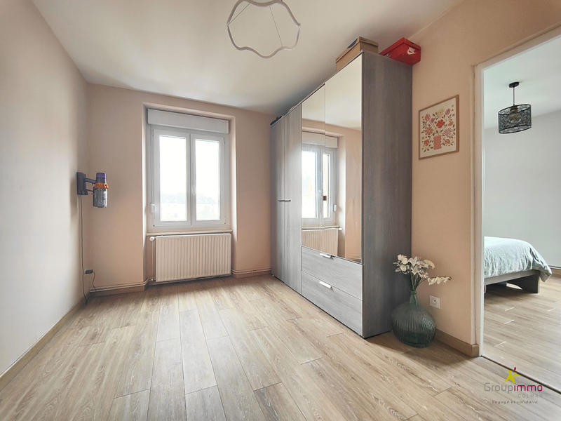 Appartement - 85 m² - 5 pièces