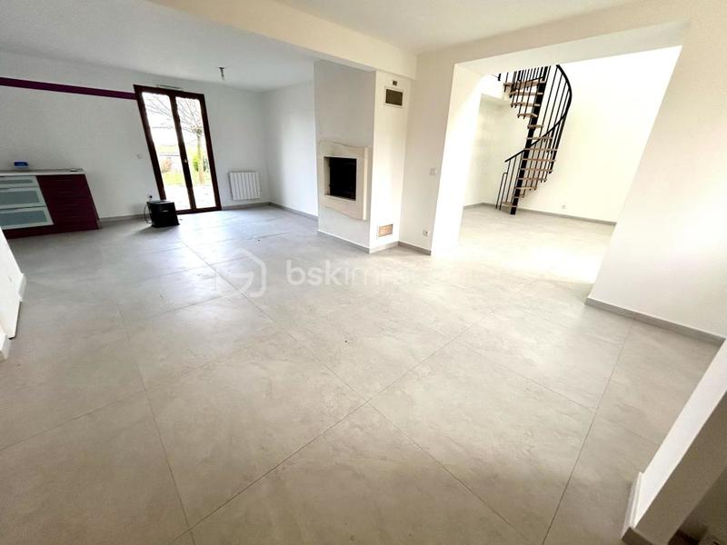 Maison - 130 m² - 6 pièces
