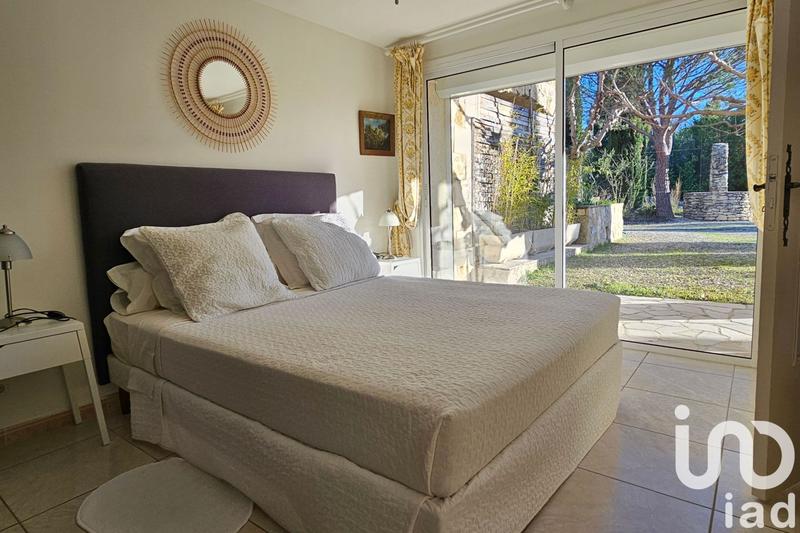 Maison - 365 m² - 16 pièces