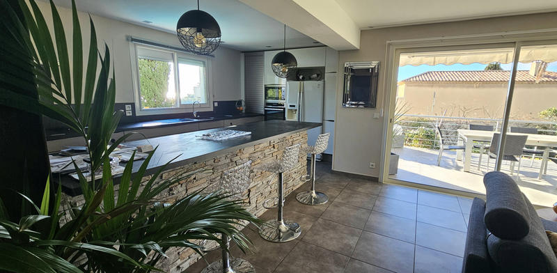 Maison - 193 m² - 4 pièces