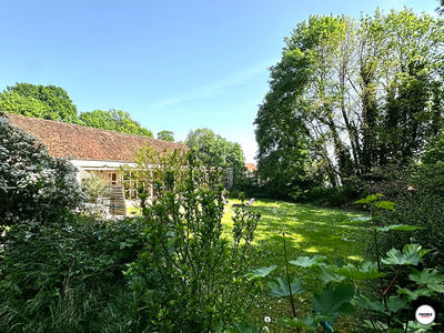 Immeuble - 700 m² - 15 pièces