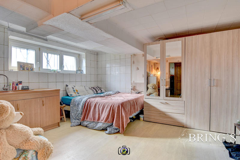 Maison - 100 m² - 6 pièces