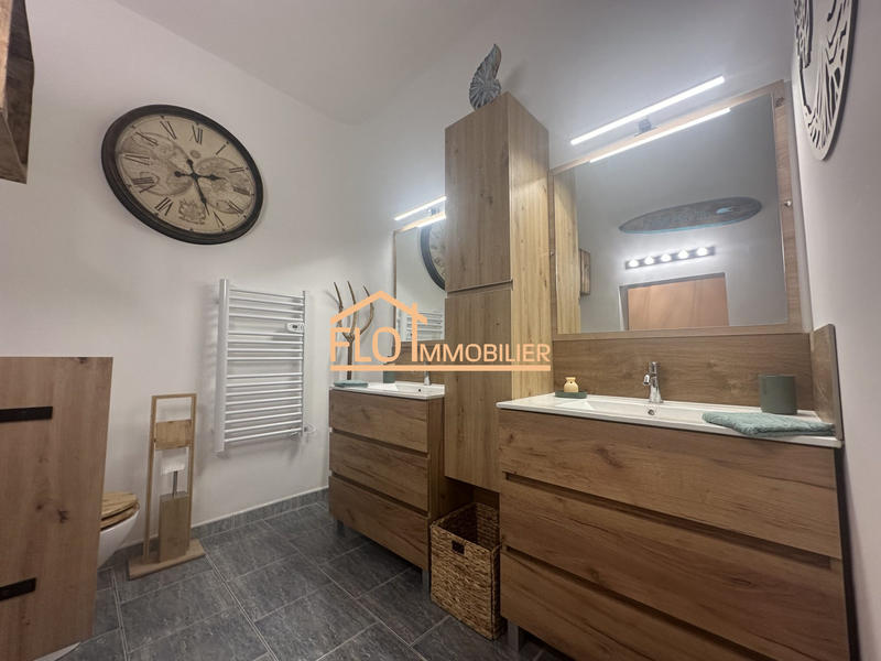 Maison - 188 m² - 4 pièces