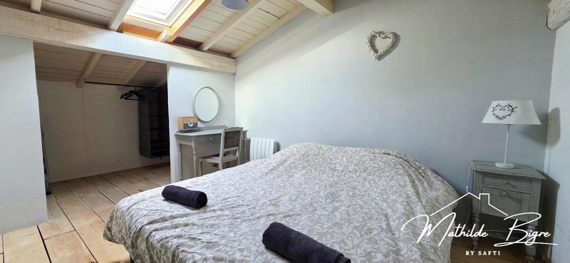 Maison - 234 m² - 11 pièces