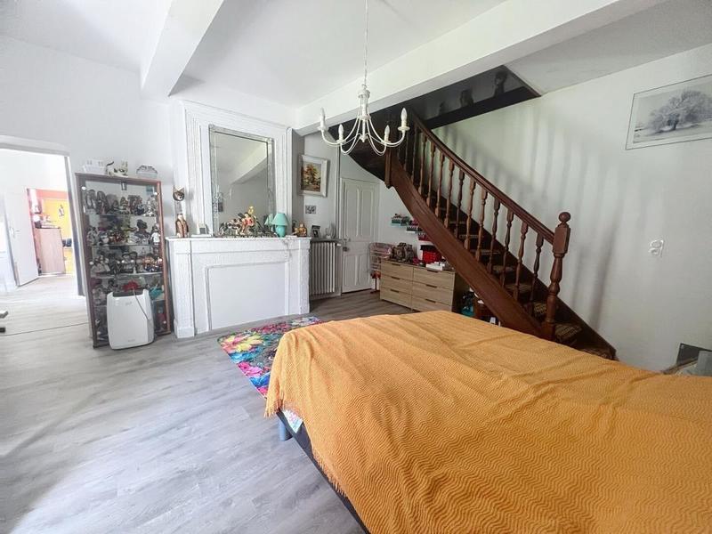 Maison - 183 m² - 5 pièces