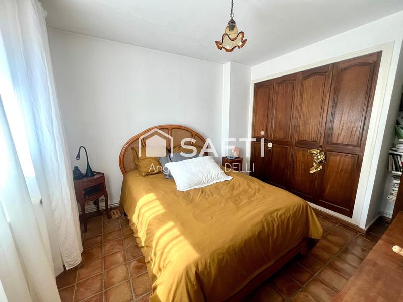 Maison - 96 m² - 5 pièces