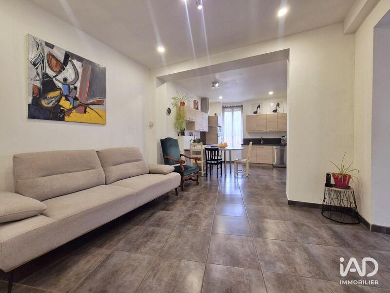 Maison - 122 m² - 4 pièces