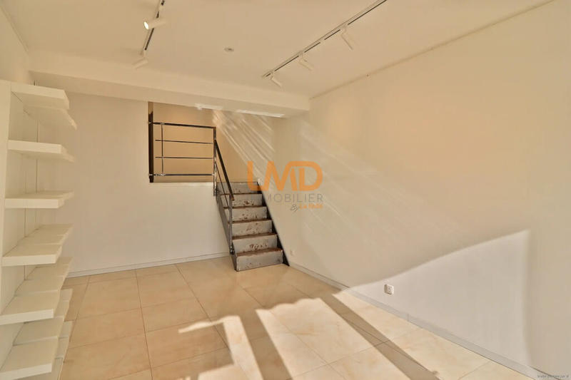 Fonds de commerce - Bureau - 34 m²