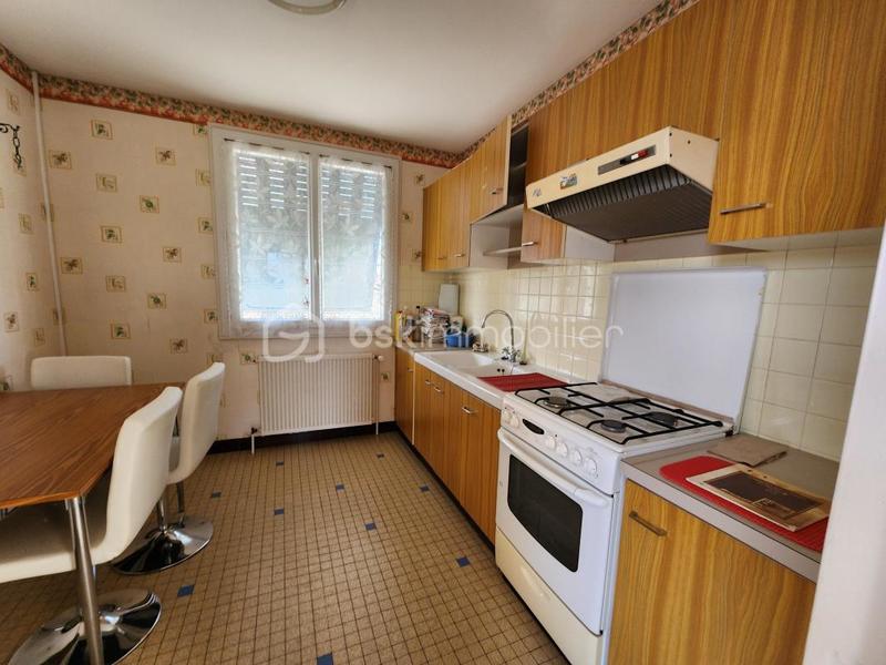 Maison traditionnelle - 78 m² - 4 pièces