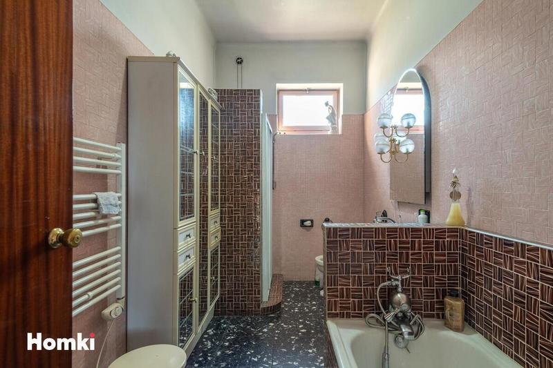 Maison de ville - 220 m² - 6 pièces