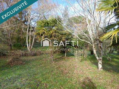 Maison - 255 m² - 8 pièces