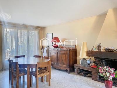 Maison - 143 m² - 6 pièces