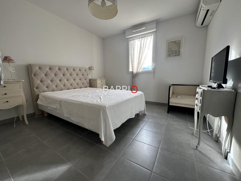 Appartement - 112 m² - 5 pièces