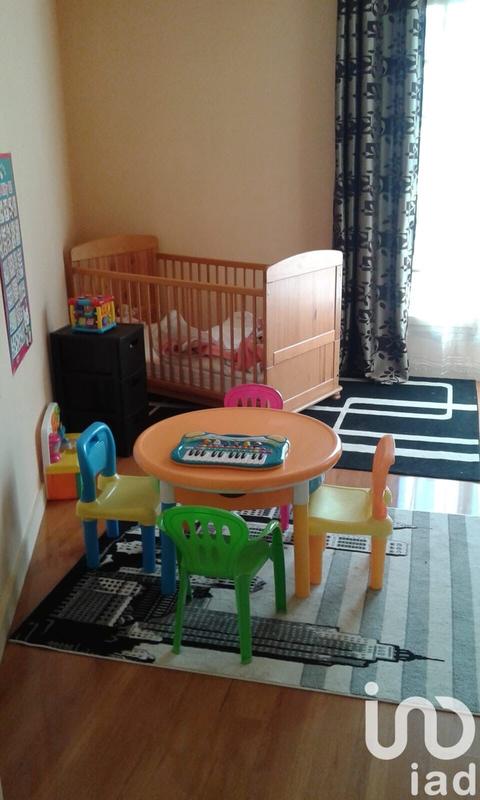 Appartement - 77 m² - 3 pièces