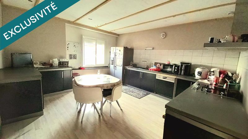 Maison - 216 m² - 7 pièces