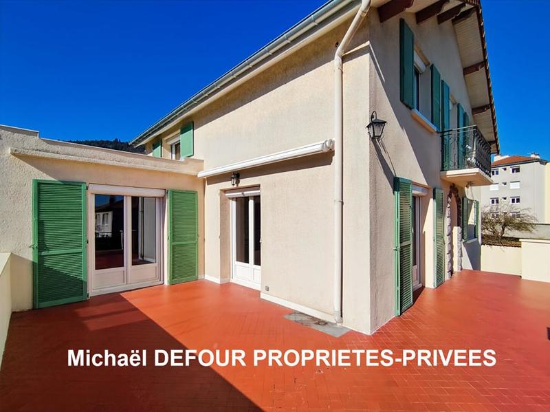 Maison - 186 m² - 7 pièces