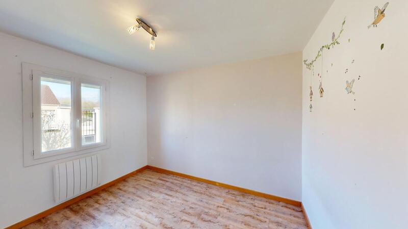 Maison - 88 m² - 4 pièces