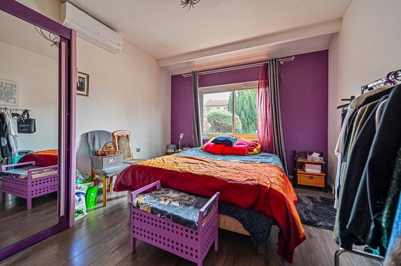 Maison - 216 m² - 6 pièces