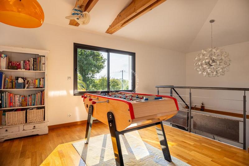Maison d'architecte - 211 m² - 7 pièces