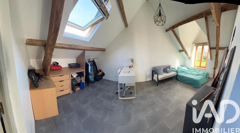 Maison - 328 m² - 11 pièces