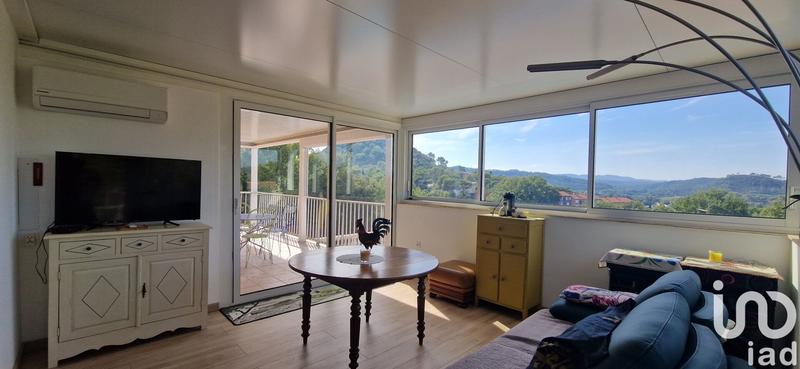 Maison - 206 m² - 8 pièces