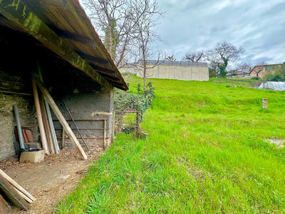 Terrain constructible - 751 m²