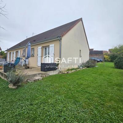 Maison - 108 m² - 4 pièces