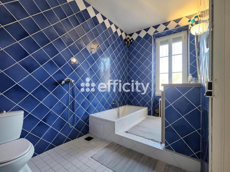 Maison - 145 m² - 6 pièces