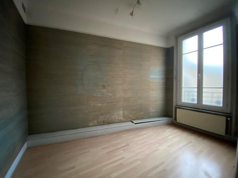 Appartement - 80 m² - 5 pièces