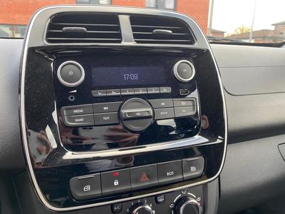 Dacia Spring 45 essential achat intégral clim Bluetooth 1 ère main