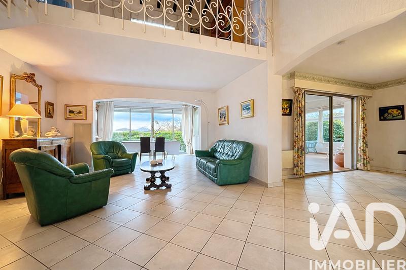 Maison - 143 m² - 6 pièces