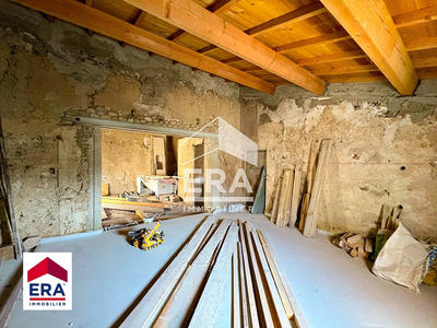 Maison - 265 m² - 8 pièces