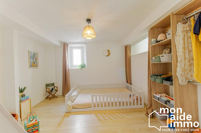 Maison - 144 m² - 5 pièces