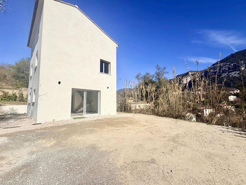 Villa - 122 m² - 4 pièces