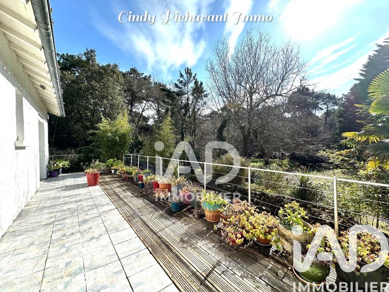 Maison - 166 m² - 8 pièces