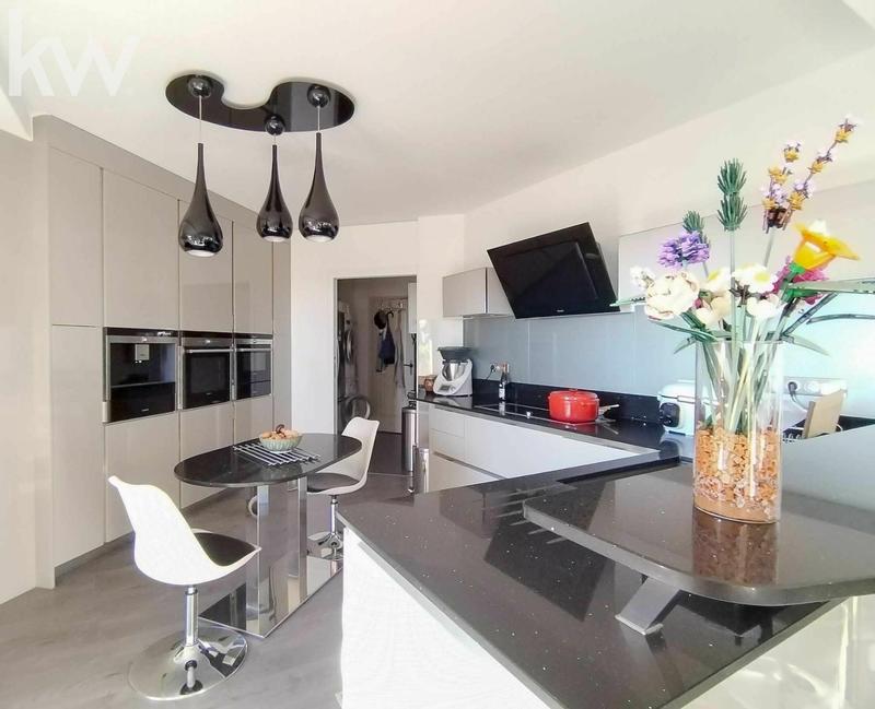 Appartement - 131 m² - 5 pièces