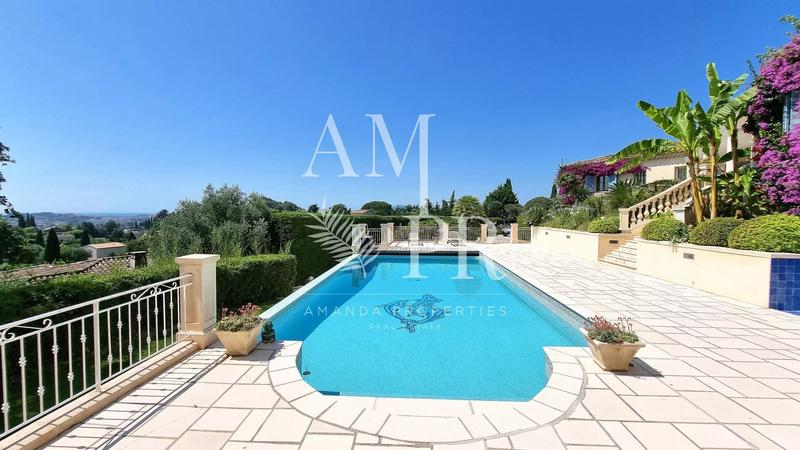 Villa - 410 m² - 8 pièces
