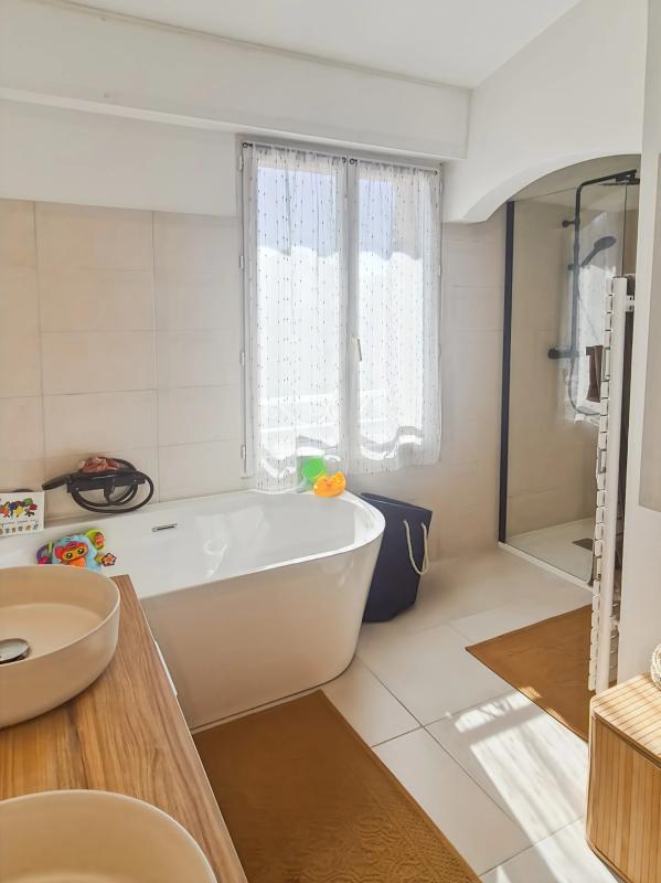 Maison - 148 m² - 5 pièces