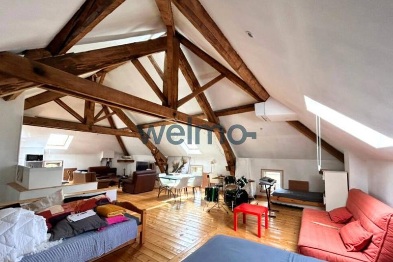 Maison en pierre - 285 m² - 12 pièces