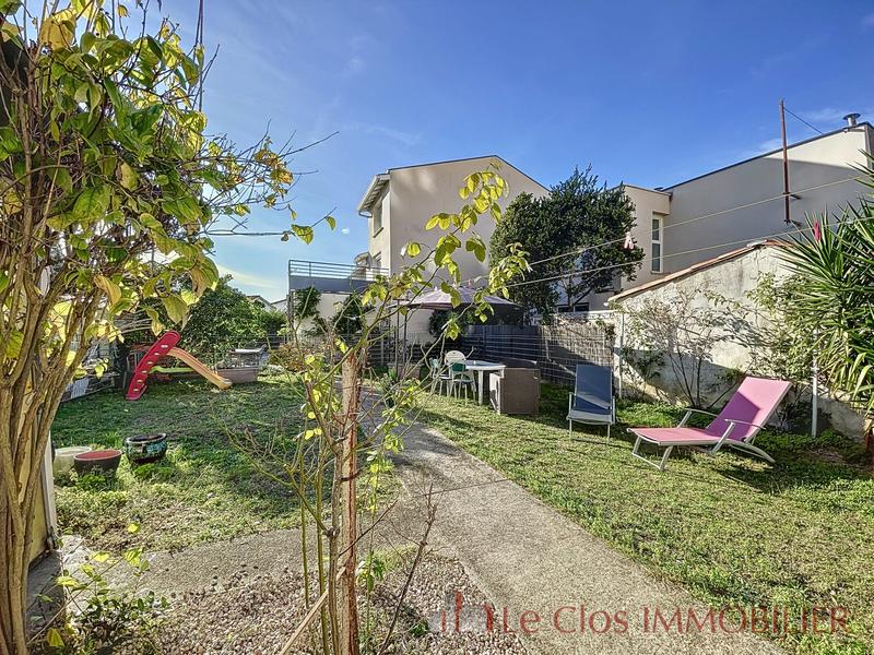 Maison - 172 m² - 9 pièces