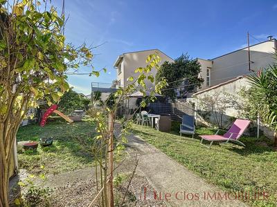 Maison - 172 m² - 9 pièces