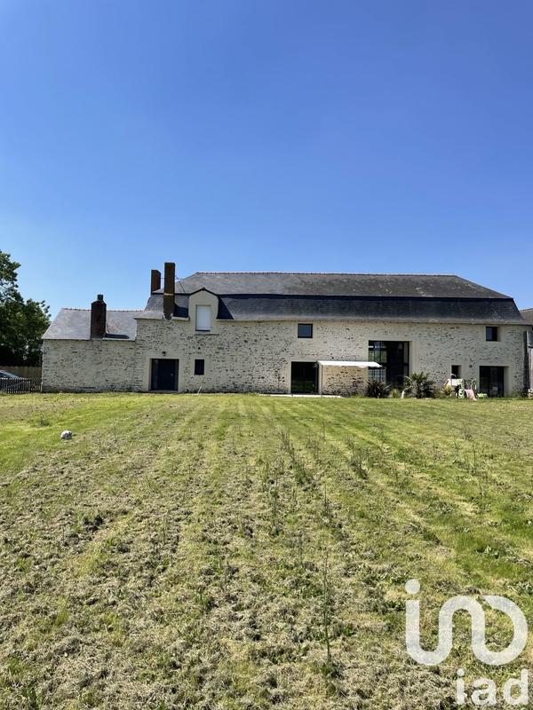 Maison - 252 m² - 10 pièces