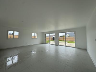 Maison - 122 m² - 4 pièces