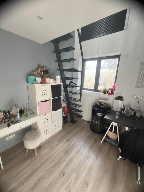 Maison - 207 m² - 10 pièces