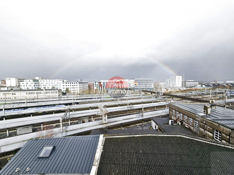 Appartement - 85 m² - 5 pièces