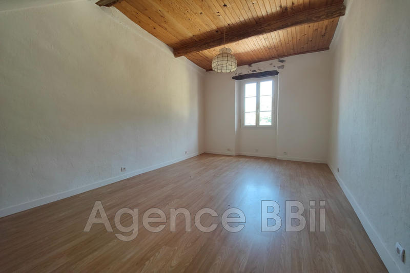 Appartement - 213 m² - 7 pièces