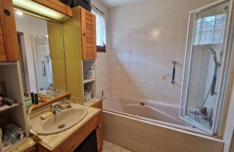 Maison - 192 m² - 7 pièces